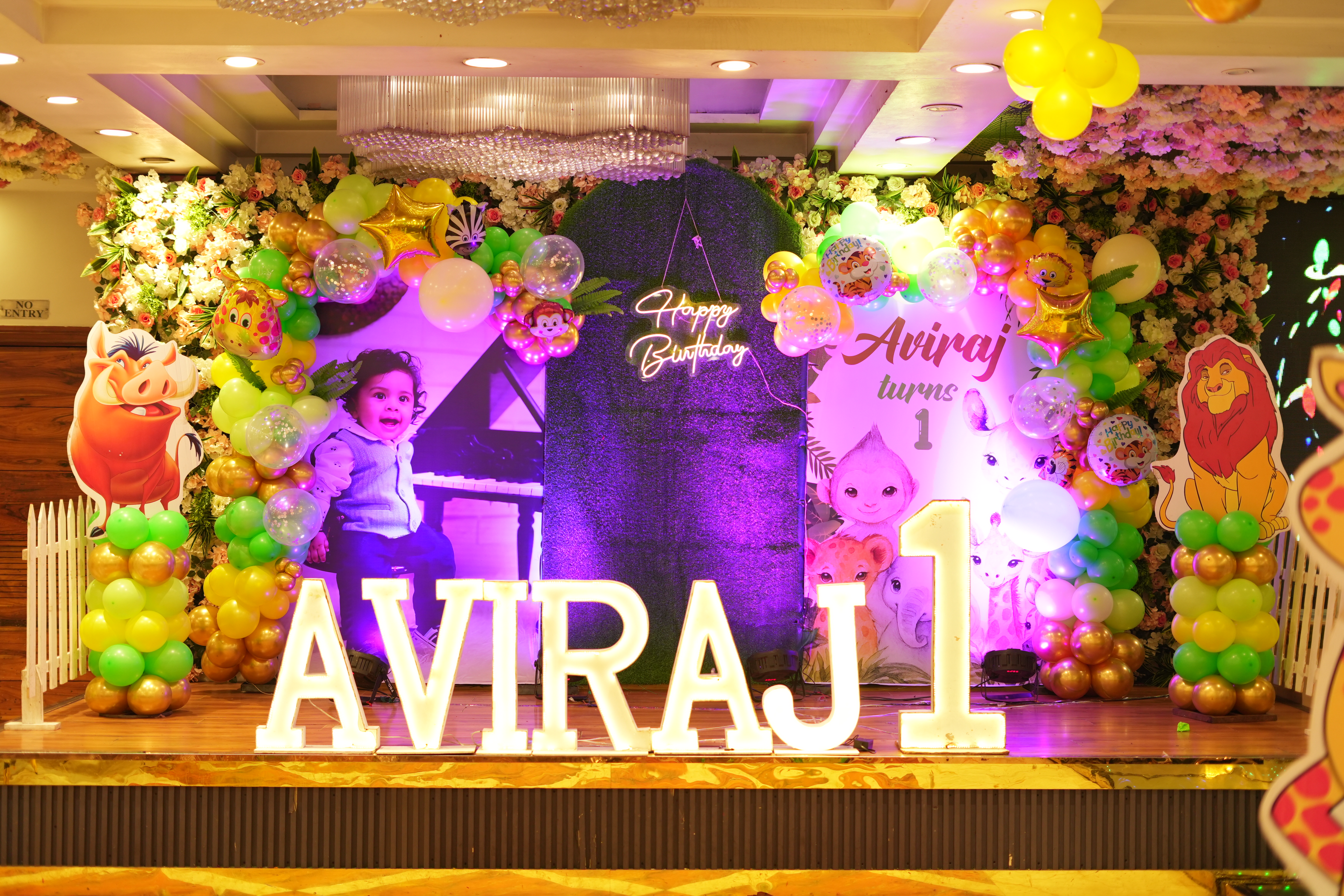  Jungle Theme  1st Birthday Celebration